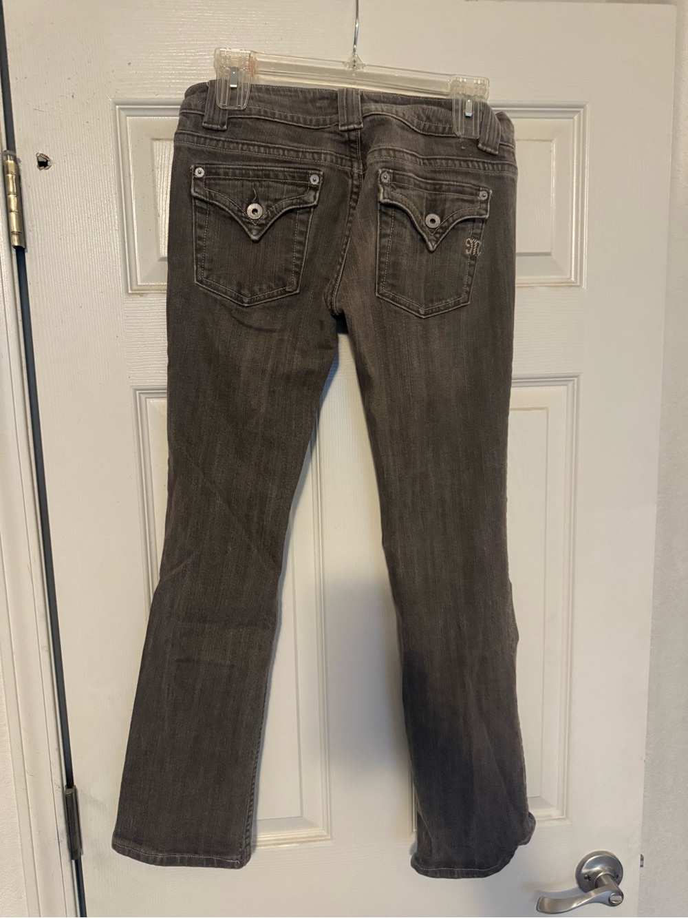 Women’s Gray Straight-Leg Jeans